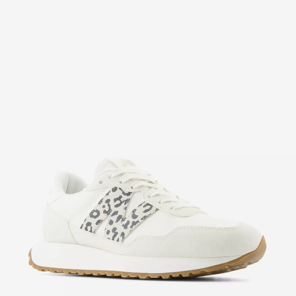 NIB New Balance Women’s 237 White Leopard Shoes 9.5 - Authentic Trending - Picture 5 of 5